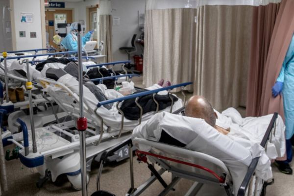 ICU with ventilator support