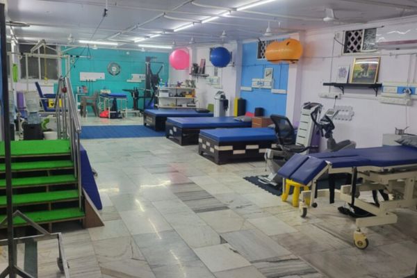 Unweighting Machine for Gait training